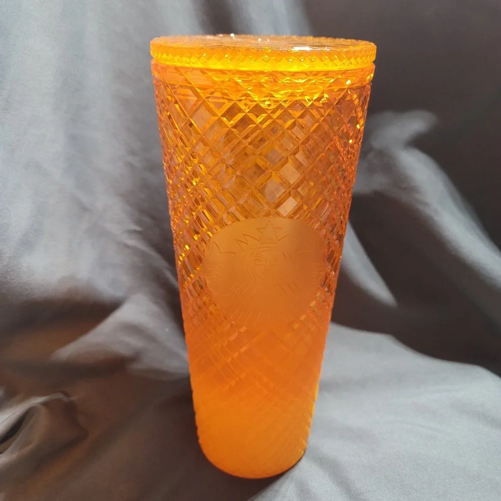Starbucks 2021 Holiday Season Studded Yellow Grid Cold Cup Venti Tumbler 24oz‎